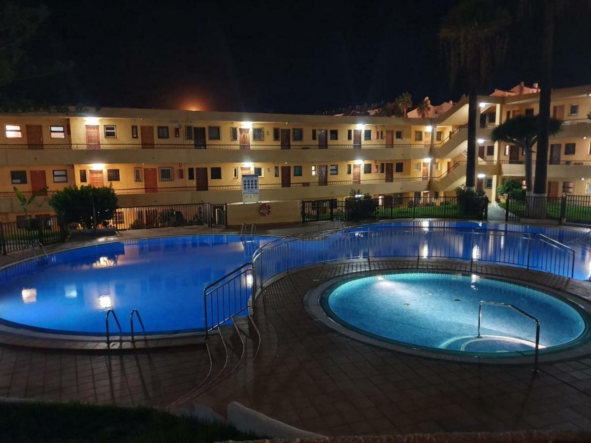 Apartamento Torres Del Sol Arona  Luaran gambar